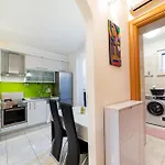 Happy In Center 10 Min Walk From Bacvice Apartament Split