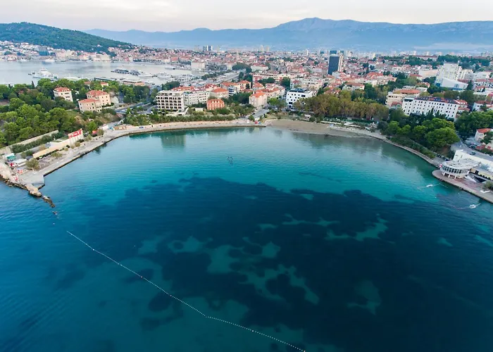 아파트 Happy In Center 10 Min Walk From Bacvice 스플리트