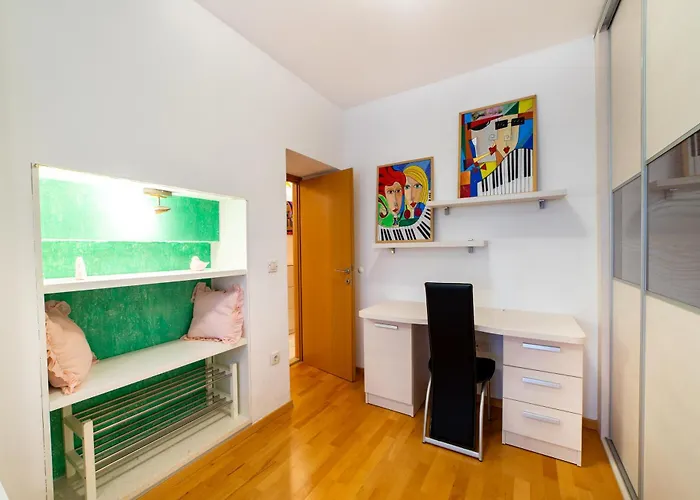 아파트 Happy In Center 10 Min Walk From Bacvice 스플리트