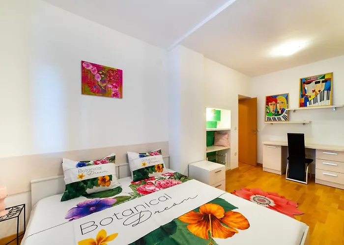 Apartamento Happy In Center 10 Min Walk From Bacvice *